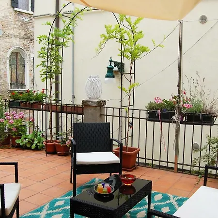 アパート Marinaressa Biennale Terrazza